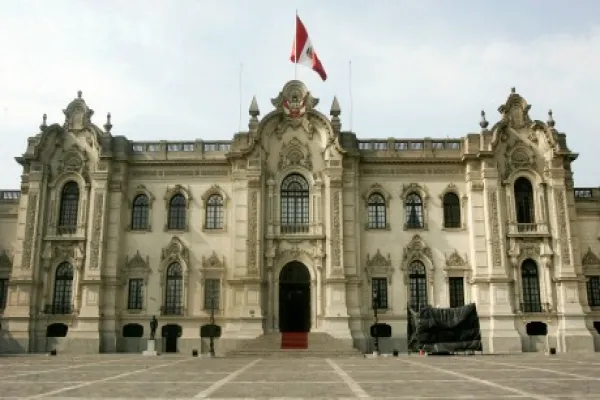 2014-09-da-peru-justice-large.jpg