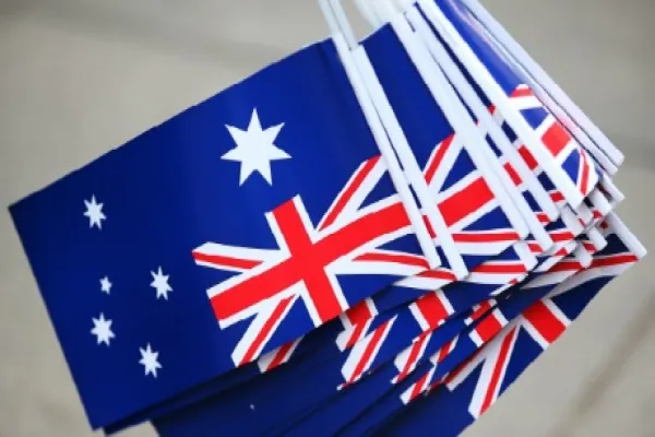 2015-02-da-australian-flags-large.jpg