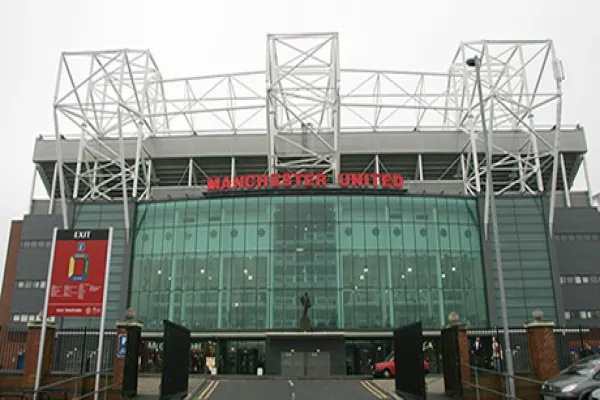 2015-05-da-manchester-united-old-trafford-large.jpg