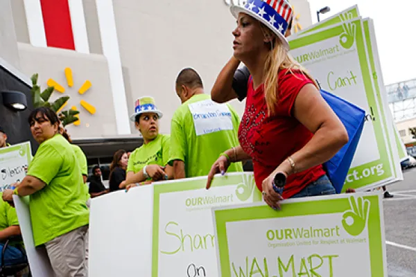 2015-07-jonathan-kandell-walmart-sidebar-large.jpg