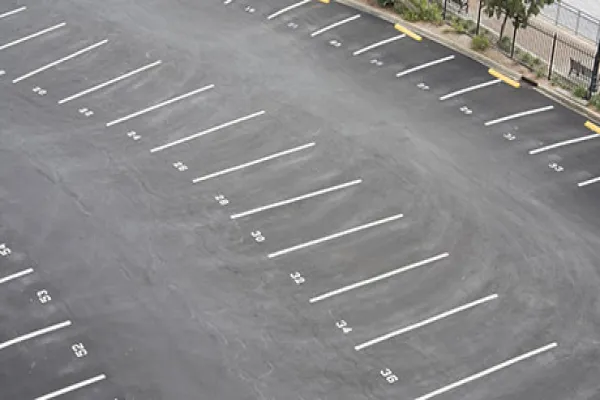 2015-08-uw-todd-biddell-parking-spaces-large.jpg