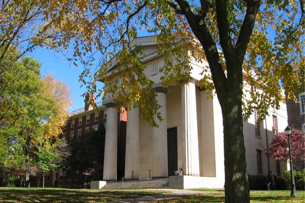 Manning Chapel, Brown University (Photo: Wikimedia Commons)