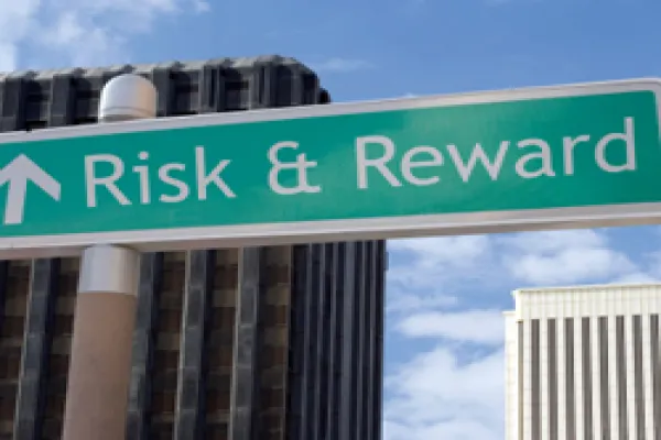 250x215-risk-reward-sign.jpg