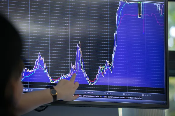 Photo by Krisztian Bocsi/Bloomberg