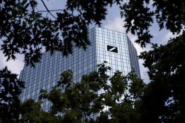 Deutsche Bank headquarters (Alex Kraus/Bloomberg)