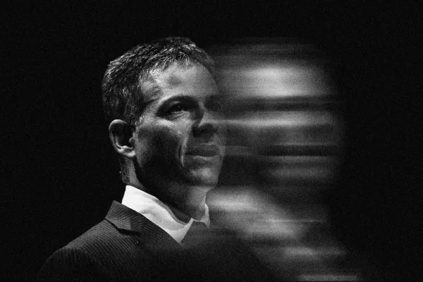 Illustration by II; photo credit: Andrew Harrer/Bloomberg