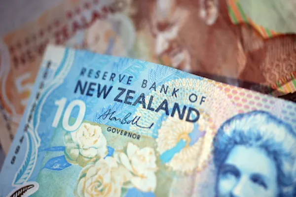 nz-dollar-large.jpg