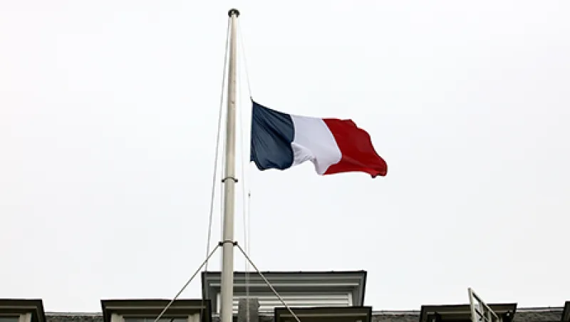 2016-07-15-da-france-flag-large.jpg